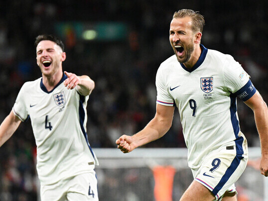 Harry Kane lập cú đúp, tuyển Anh thắng nhọc Phần Lan
