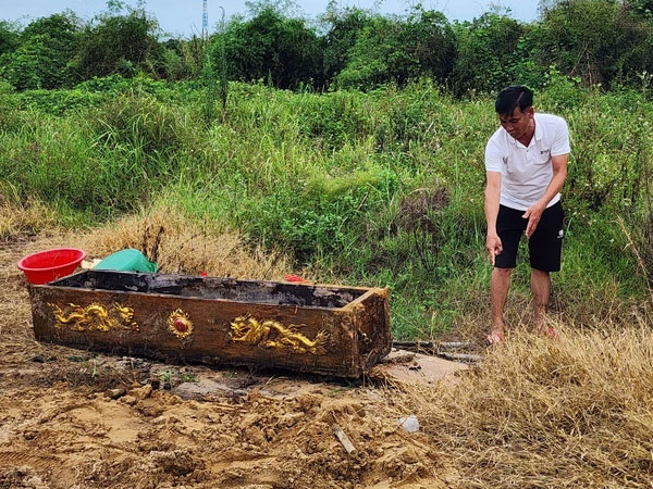 Vụ mộ phần bị đào trộm, đòi người nhà 5 tỷ tiền chuộc: Gia đình người quá cố nói gì?