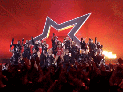 Lisa đại náo VMAs 2024 với visual siêu chiến, hoá ngôi sao nhạc pop hát live 'đỉnh nóc kịch trần'