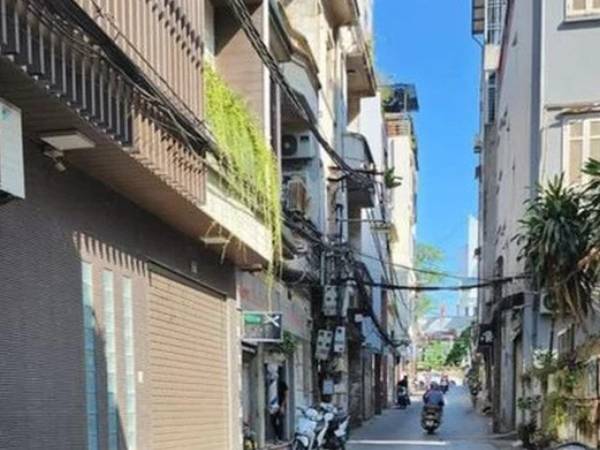 Chuyện gì đang xảy ra với nhà trong ngõ, giá 3-4 tỷ đồng tại Hà Nội và nghịch lý mua nhà tháng Ngâu
