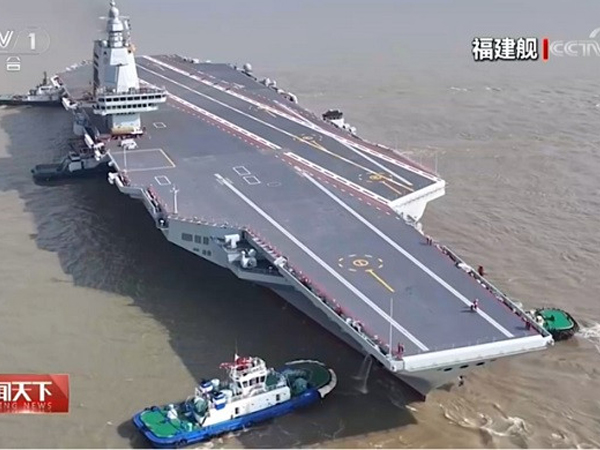 Tham vọng của Trung Quốc phát triển tàu sân bay, chạy đua với Hải quân Mỹ