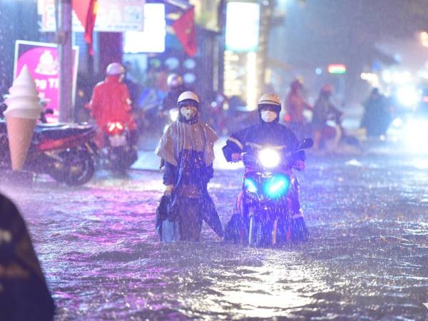 'Miền Nam sắp đón bão' là tin đồn thất thiệt, gây hoang mang
