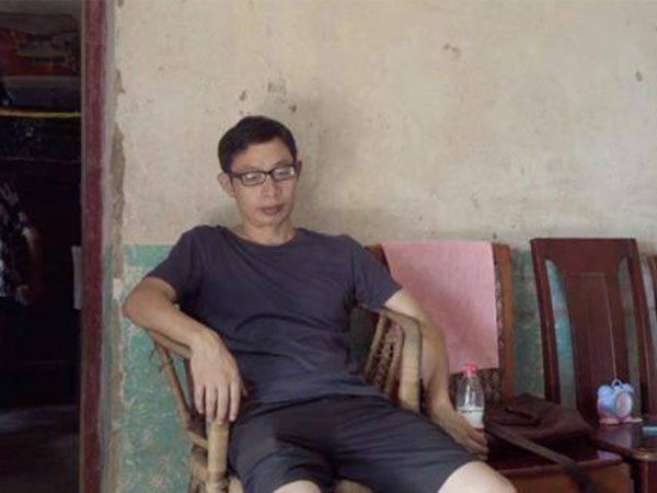 Thầy giáo bỏ mặc học sinh giữa cơn thảm hoạ, 16 năm sau cuộc sống toàn bi kịch: Bị trường học đuổi việc, cả nước chỉ trích