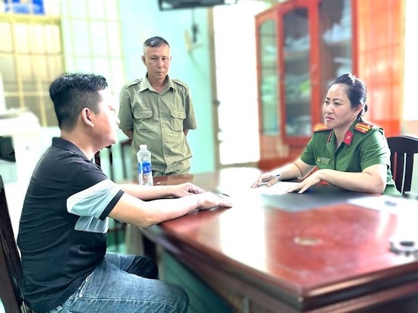 Một dân phòng bị đâm trọng thương khi can ngăn mâu thuẫn