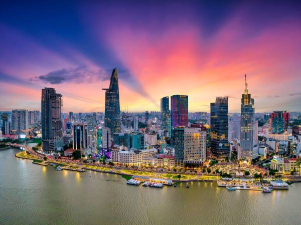 Việt Nam sẽ mất bao nhiêu lâu nữa để quy mô GDP đạt mục tiêu lọt nhóm 35 nền kinh tế lớn nhất thế giới?