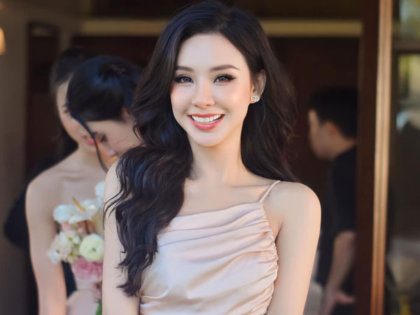 Nữ ca sĩ Vbiz bị bóc 'phông bạt' tiền chuyển khoản ủng hộ đồng bào vùng lũ