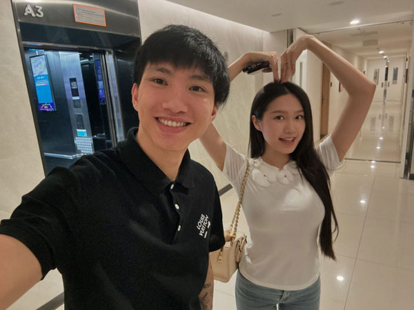 Đoàn Văn Hậu - Doãn Hải My bất ngờ dính tranh cãi, nguyên nhân vì đi vào 'vết xe đổ' của nhiều nàng WAG nổi tiếng?