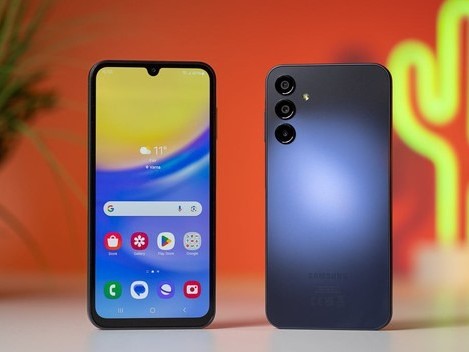 Điện thoại Samsung gây bất ngờ khi giá 4 triệu mà vẫn 'đánh bay' cả iPhone 15 Pro: Tính năng nào cũng có
