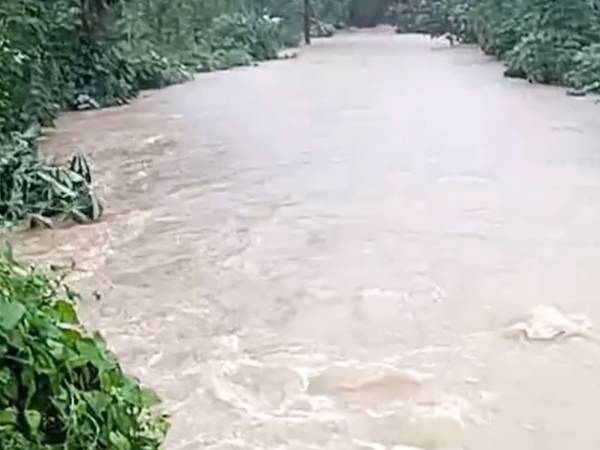 3 mẹ con ở Nghệ An bị lũ cuốn: Tìm thấy thi thể người mẹ