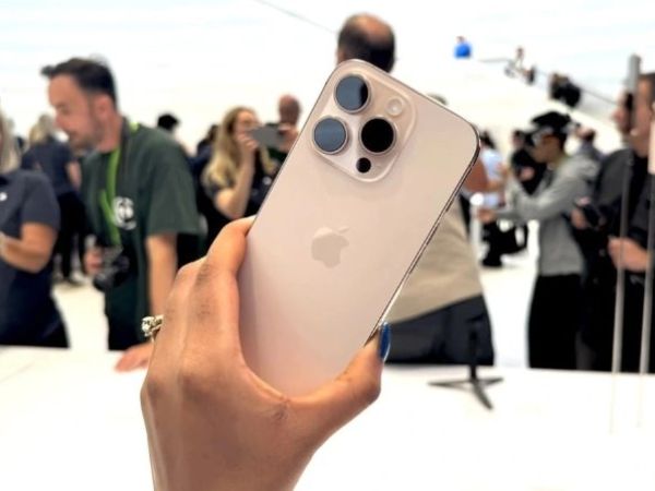 'Đã hết suất' mua iPhone 16 ở Việt Nam sau mở bán ít phút: Do máy quá hot hay là 'chiêu trò'?