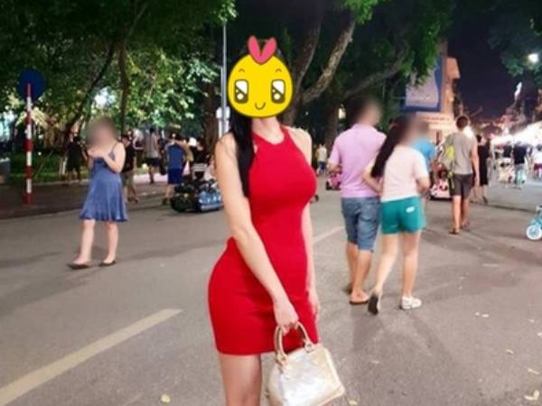 'Mỹ nhân hot nhất phố đi bộ Hà Nội' đổi đời sau khi lấy chồng đại gia nhưng phải từ bỏ 1 thứ!
