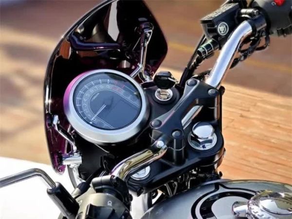 Honda ra mắt 'chiến binh' mới: Đậm màu sắc cổ điển, giá tương đương hơn 30 triệu đồng