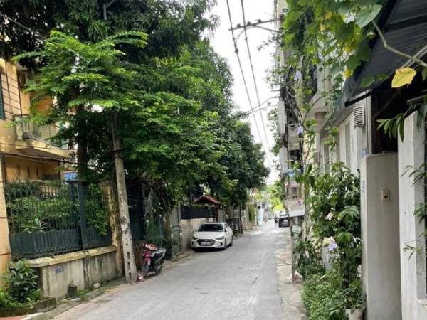 Hà Nội: Môi giới 'đỏ mắt' tìm nhà tiền tỷ trong ngõ cho khách đặt hàng
