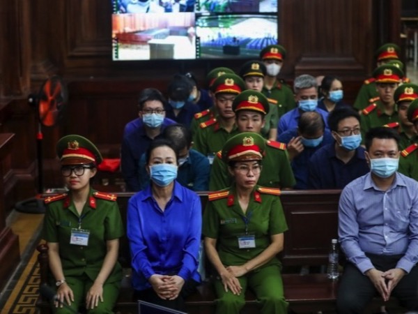 Bị cáo Trương Mỹ Lan: 'Ngày nào cũng có người nói chị ơi thiếu tiền, chị ơi thiếu tài sản...'