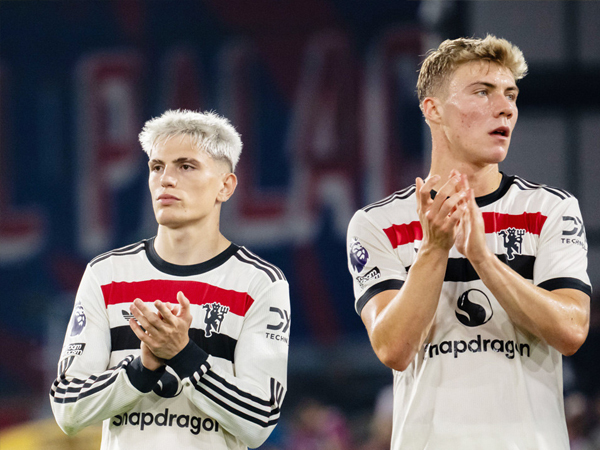 Man United cải thiện qua từng trận, fan chỉ nhìn vào kết quả
