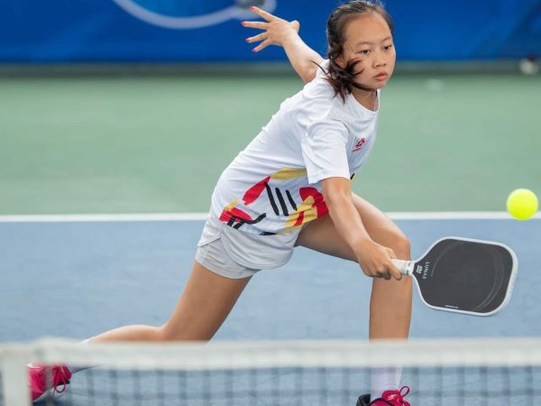 VĐV pickleball trẻ nhất Việt Nam đánh bại Á quân SEA Games, xuất sắc lên ngôi tại giải vô địch thế giới