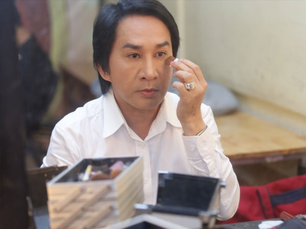 Một nam NSƯT: 'Muốn được phong NSND thì nhân dân phải công nhận trước đã'