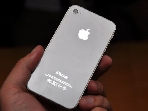 Sau 10 năm bị khóa, một chiếc iPhone 4S cuối cùng đã được mở khóa