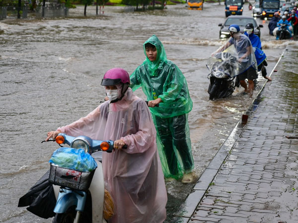 Dự báo thời tiết 30/9/2024: Hà Nội mưa giông, trời mát