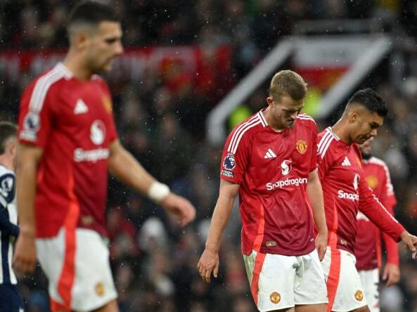 Cựu cầu thủ gọi Man United là 'mồ chôn các tài năng'