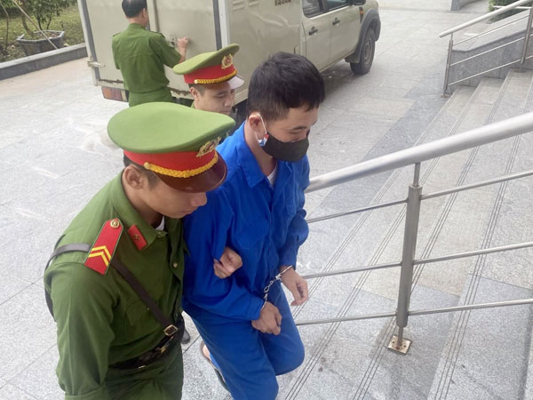 Toà tuyên án tử hình kẻ sát hại cô gái trẻ, phi tang xác xuống sông Hồng