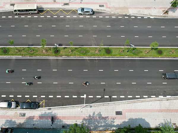Diện mạo con đường nghìn tỷ với 6 làn xe sắp khánh thành ở Long Biên, Hà Nội
