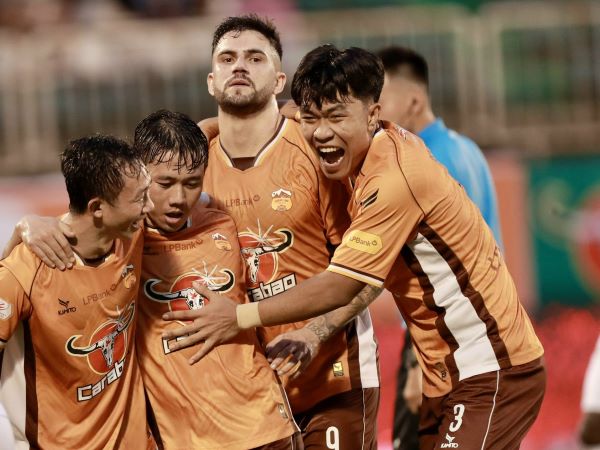 Tuyển Việt Nam: Bất ngờ tân binh muốn làm đối tác của Quế Ngọc Hải