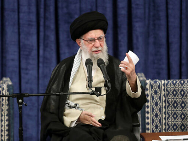 Điều ít biết về cuộc đời lãnh tụ tối cao Iran Ali Khamenei