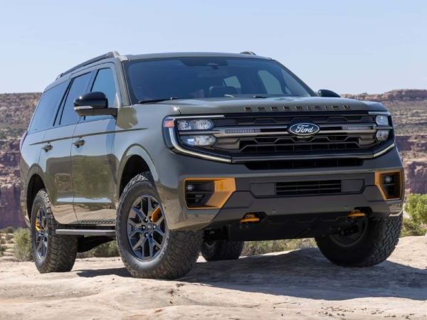 Ford Expedition 2025 ra mắt: 'Đàn anh' Explorer, mạnh 400 mã lực, bảng đồng hồ kỹ thuật số 24 inch siêu rộng, cốp sau mở đôi giống Range Rover
