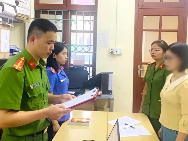 Nguyên hiệu trưởng trường mầm non 'rút ruột' gần 200 triệu đồng tiền hỗ trợ của học sinh