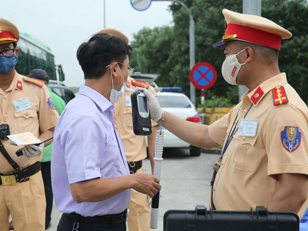 Bộ Công an bỏ đề xuất giảm mức phạt vi phạm nồng độ cồn, Bộ Tư pháp nói gì?