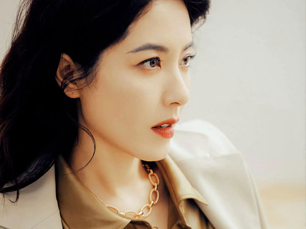 Showbiz có mỹ nhân cứ yêu ai là người đó thành Ảnh đế, đẹp đến mức 'được gặp mặt là diễm phúc cả đời'