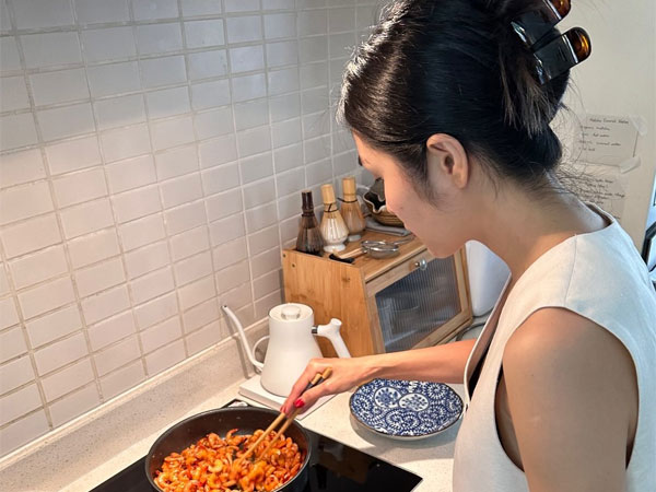 Tăng Thanh Hà hé lộ cuộc sống sau 'cánh cửa hào môn'