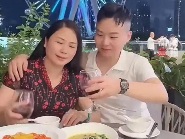 Thuê nhà rồi cưới luôn bà chủ, anh chàng 20 tuổi sở hữu khối tài sản ngoài sức tưởng tượng