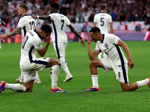 Real Madrid tăng tốc ký hợp đồng trước với bạn thân Jude Bellingham
