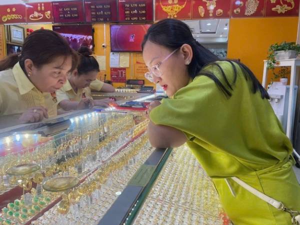 Khổ vì… vàng