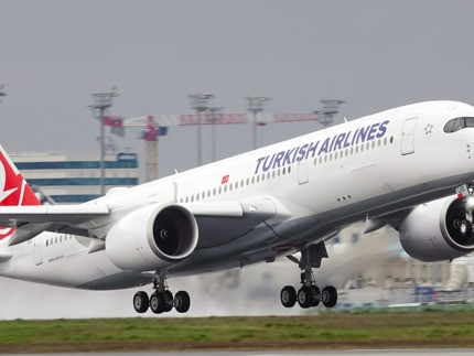 Cơ trưởng đột tử, máy bay phải hạ cánh khẩn cấp