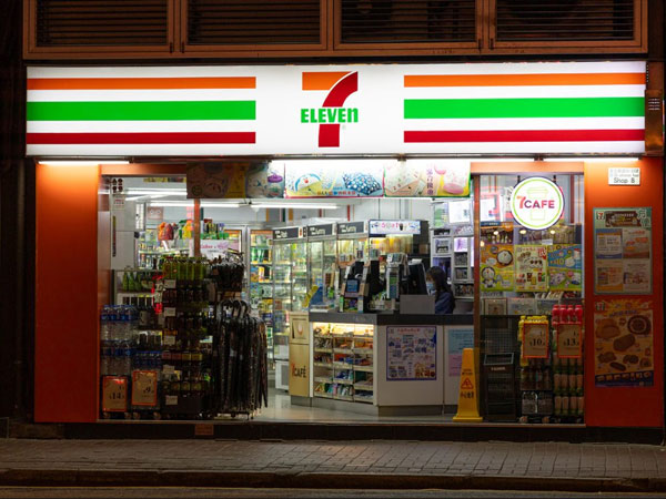 7-Eleven đóng cửa 444 chi nhánh: Chuyện gì đang xảy ra với chuỗi siêu thị tiện lợi lớn nhất thế giới?