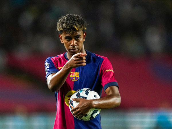 Lamine Yamal phá kỷ lục của Mbappe, viết lịch sử bóng đá thế giới