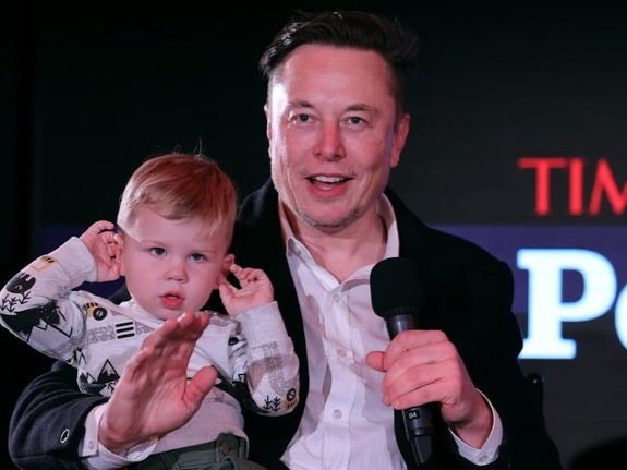Có tới 12 người con, tỷ phú Elon Musk có cách dạy dỗ đặc biệt 'quái dị'!
