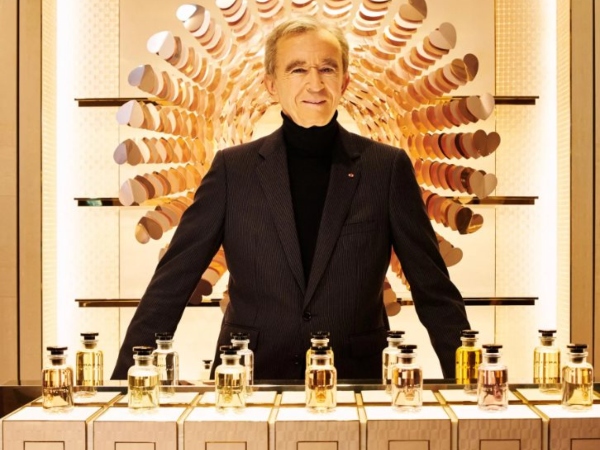 Nước mắt của Bernard Arnault: Từ người giàu nhất thế giới đến tỷ phú mất nhiều tiền nhất năm, bốc hơi 37 tỷ USD chỉ vì Trung Quốc, liệu hàng xa xỉ có hết thời?