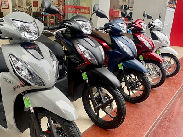 Việt Nam tiêu thụ xe máy đứng hàng đầu thế giới, người dân mua bao nhiêu chiếc mỗi tháng?