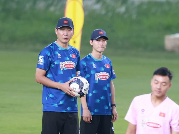Tuyển Việt Nam: Bài toán cũ, thách thức mới cho HLV Kim Sang Sik