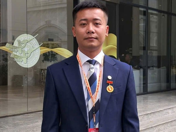 Thái độ của người thân khi thấy Quang Linh Vlogs 'ở một cương vị mới' hút 3 triệu người bàn tán