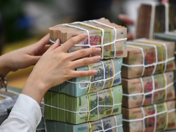 Hoàn thuế tự động bớt phiền hà cả người dân và cán bộ thuế: Tại sao không làm?