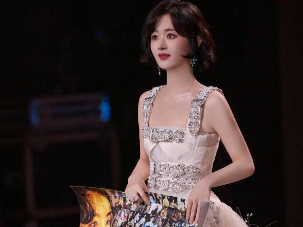 Triệu Lệ Dĩnh thắng Đường Yên, khiến Dương Mịch ê chề