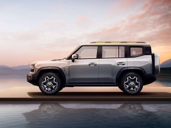 Hãng xe rót nghìn tỷ xây nhà máy ở VN trình làng SUV địa hình cực chất, 'ăn' 1,2L/100km, rẻ ngang Mazda 3