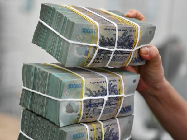 Chậm nộp thuế bị phạt, chậm hoàn thuế cho dân thì sao?
