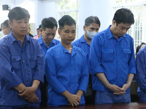 Tuyên án 7 thanh tra giao thông nhận hối lộ, cao nhất 20 năm tù