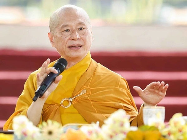 Từ vụ ông Vương Tấn Việt thừa nhận sử dụng bằng cấp 3 không hợp pháp: Dùng bằng giả có thể bị xử lý ra sao?